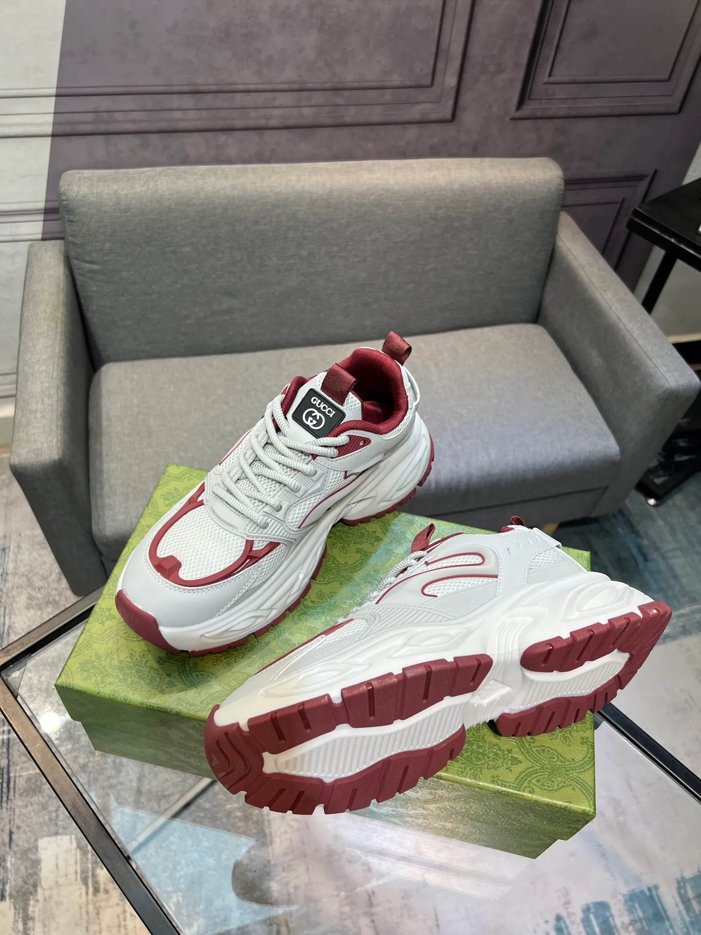💰¥460 Brand: GUCCI Standard code: 38-44, Material: original material splicing, comfortable and breathable lining, lightweight and wear-resistant sports outsole Style category: men's fashionable casual shoes, running, sports shoes, distinguished luxury brand elements, top luxury